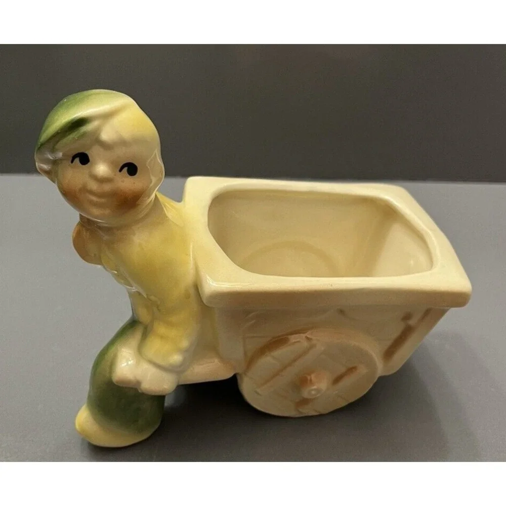 Vintage Shawnee USA 750 Dutch Boy & Cart‎ Ceramic Flower Flowers Floral Planter